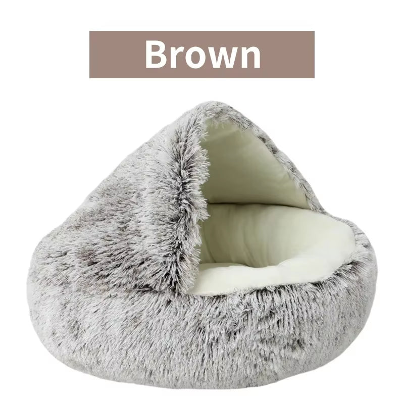 Machine-washable pet bed with durable stitching
